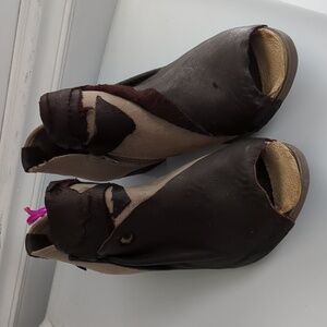 Peep Toe Booties Hand Up cycle